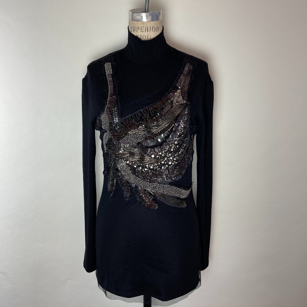 The Embroidered Faiga Top - Opaque
